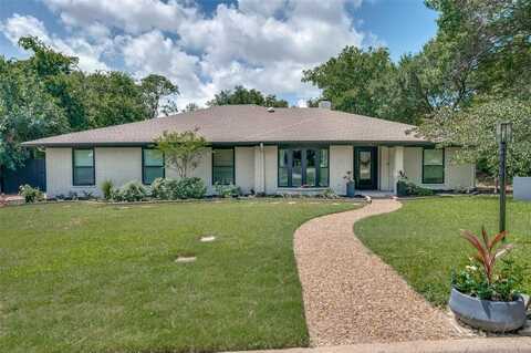 13 Windward Road, Fort Worth, TX 76132