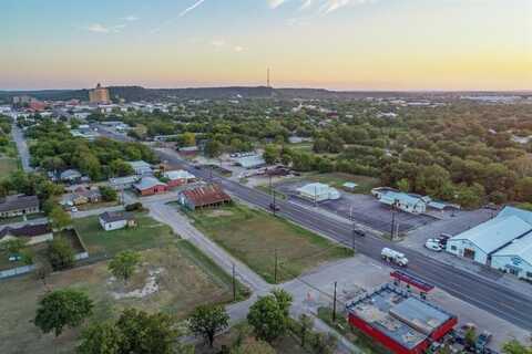1206 S Oak Avenue, Mineral Wells, TX 76067