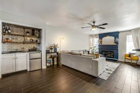 8085 Meadow Road, Dallas, TX 75231