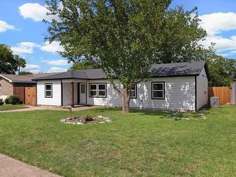 2526 Wood Valley Drive, Dallas, TX 75211