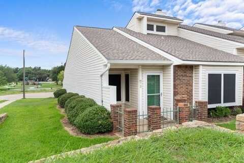872 Creekside Drive, Lewisville, TX 75067