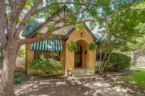 3135 Meadowbrook Drive, Fort Worth, TX 76103