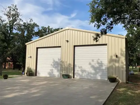 164 Crestwood Drive, Graham, TX 76450
