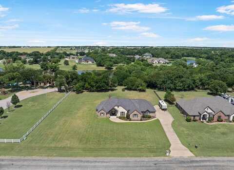 577 Hidden Lakes Boulevard, Gunter, TX 75058