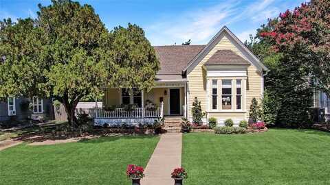 704 Parker Street, McKinney, TX 75069