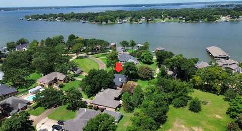 118 Guadalupe Drive, Gun Barrel City, TX 75156