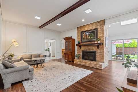 18512 Featherwood Drive, Dallas, TX 75252