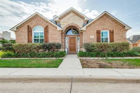 2617 Britany Circle, Bedford, TX 76022
