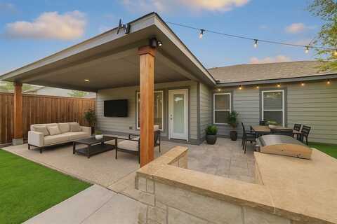 2310 Newbury Drive, Arlington, TX 76014