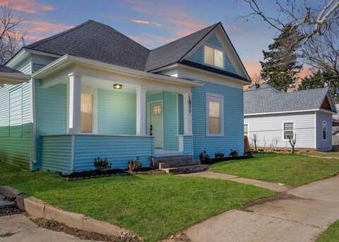 1011 S Armstrong Avenue, Denison, TX 75020