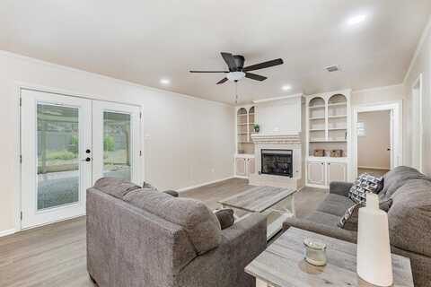 542 Forrest Lane, Corsicana, TX 75110