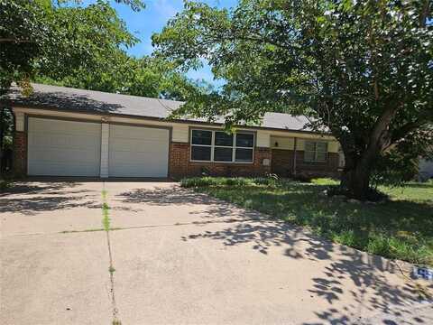 5940 Maurie Drive, Watauga, TX 76148