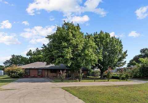 2038 Hill Top Circle, Weatherford, TX 76085