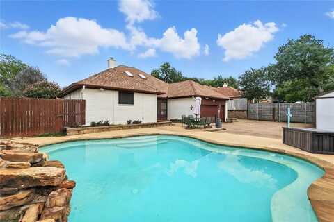 7333 Red Oak Street, North Richland Hills, TX 76182