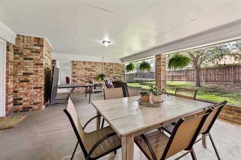 7113 Greenhill Trail, North Richland Hills, TX 76182