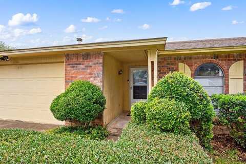 3221 Bunker Hill Drive, Forest Hill, TX 76140