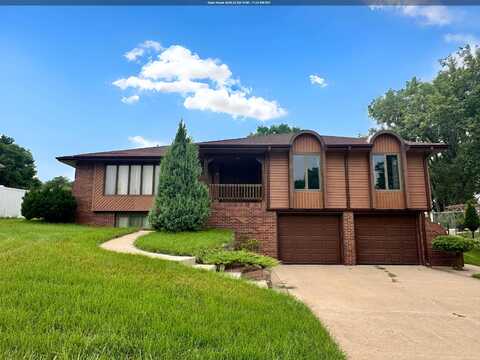 4130 Natalia Way, Sioux City, IA 51106
