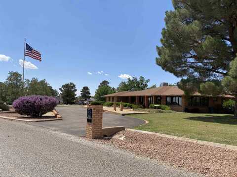 37 High Sierra DR, Alamogordo, NM 88310