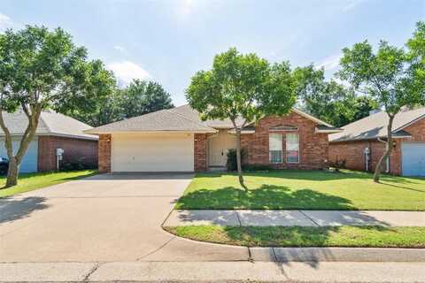 701 Rimrock Road, Edmond, OK 73034