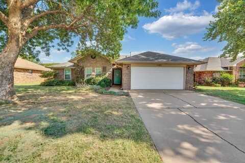 1105 Ruth Road, Altus, OK 73521