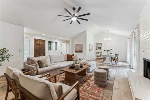 2208 Dover Drive, Edmond, OK 73034