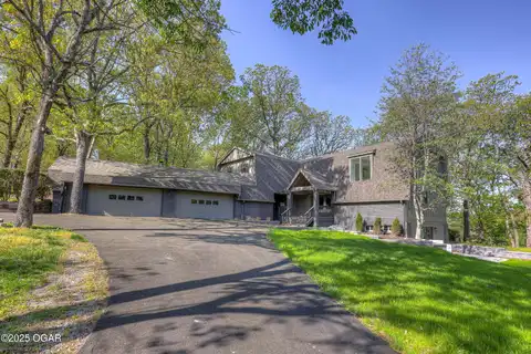 5554 Riverside Drive, Joplin, MO 64804