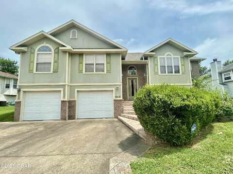 213 Powell Drive, Webb City, MO 64870