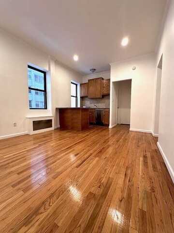 152 East 35 street apt, New York, NY 10016