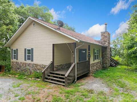 2697 Brushy Top Rd, Ellijay, GA 30540