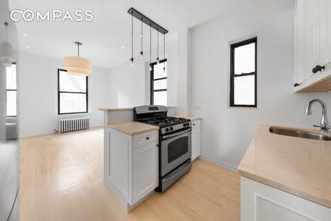 212 East 13th Street, New York, NY 10003