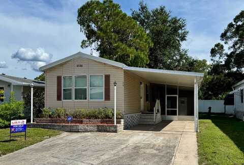 3728 Winward Lakes Drive, Tampa, FL 33611