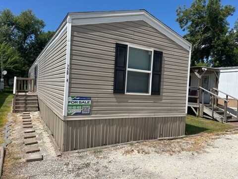 720 S SHANKS ST, CLUTE, TX 77531