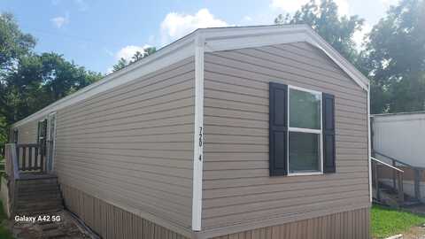 720 S SHANKS ST, CLUTE, TX 77531