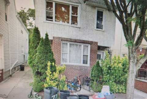 785 East 8th Street, Brooklyn, NY 11230