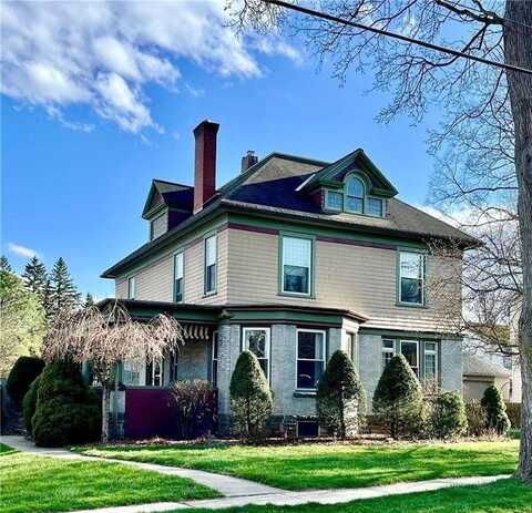 50 Center St, Oneonta, NY 13820