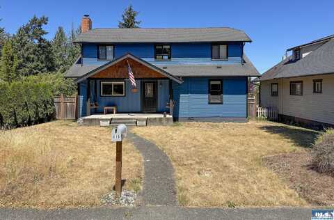 615 W 12th St, Port Angeles, WA 98362