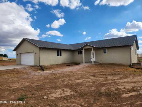 895 W Ranch House Road, Paulden, AZ 86334