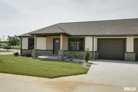 2829 N 23RD Street, Quincy, IL 62305