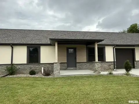 2821 N 23RD Street, Quincy, IL 62305