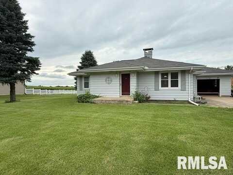 200 W 3RD Avenue, Deer Creek, IL 61733