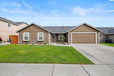 6415 Three Rivers Drive, Pasco, WA 99301