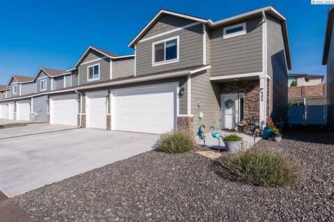 486 Bedrock Loop, West Richland, WA 99353