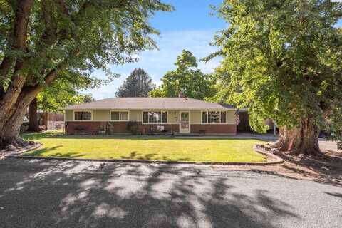 1043 Elm, Prosser, WA 99350