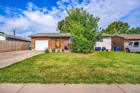 2039 Vinewood Ln, Pueblo, CO 81005
