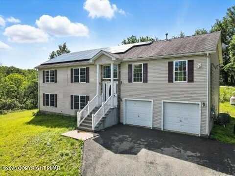 1224 Clover Road, Long Pond, PA 18334