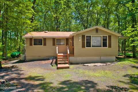 119 Colette Lane, Dingmans Ferry, PA 18328