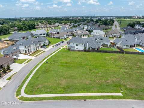 100 & 102 Sonoma Way, Lafayette, LA 70508