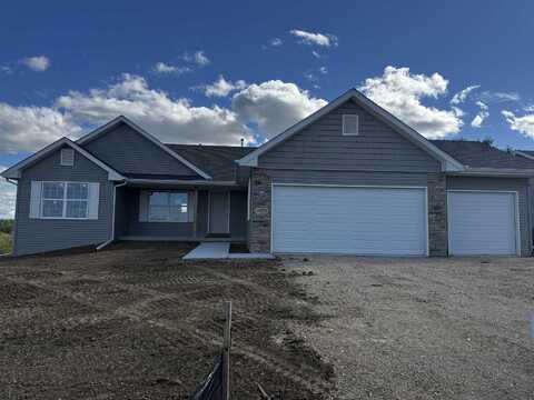 1004 WHITETAIL, DAVIS JUNCTION, IL 61020