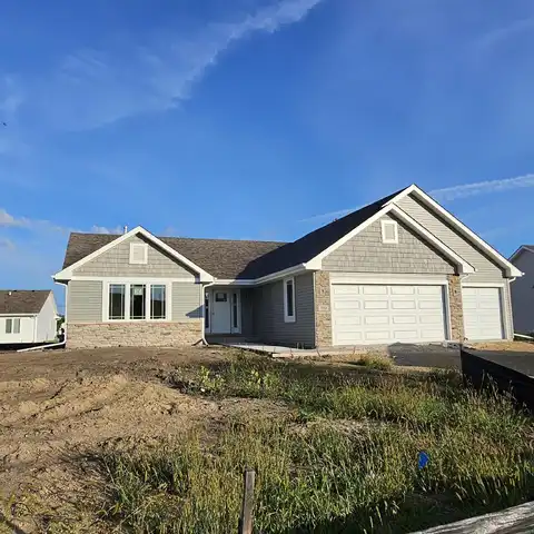 910 STUYVESANT, LOVES PARK, IL 61111
