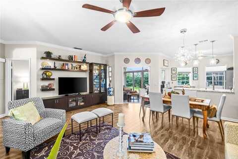 6581 Via Regina, Boca Raton, FL 33433